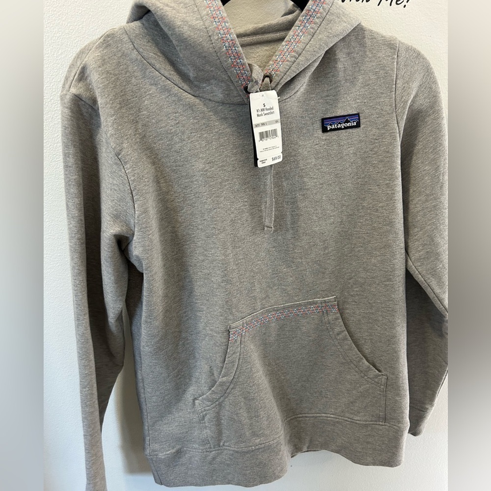 Patagonia hooded monk sweatshirt size S NWT